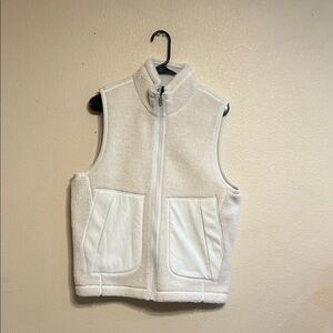 Lululemon Athletica Cream Fleece Vest